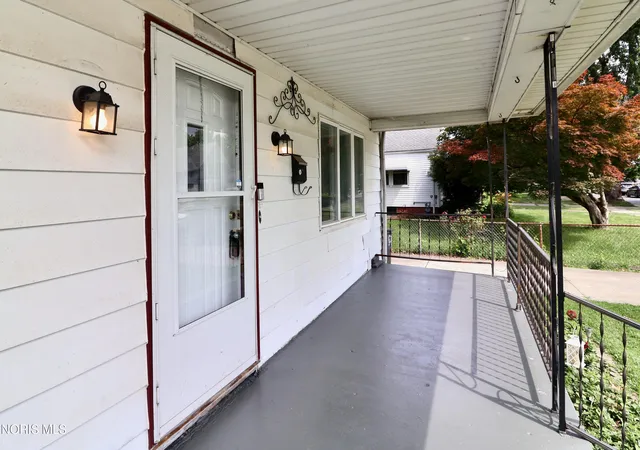 4th image of 4317 Bellevista Dr, Toledo, OH 43612 | MLS# 10009661