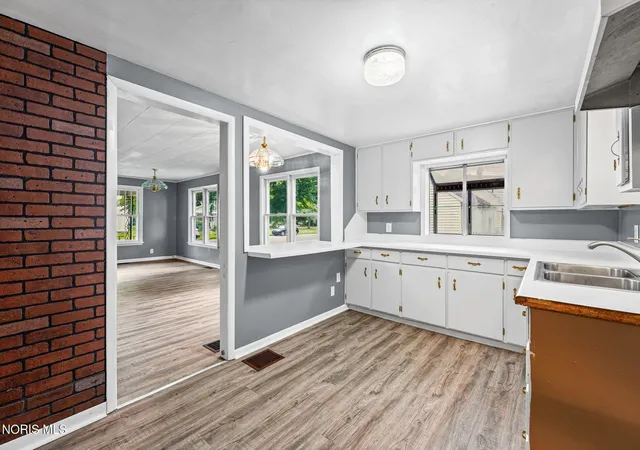 Homes for sale in Findlay, OH | 643 Center St, Findlay, OH 45840 | MLS# 10009488