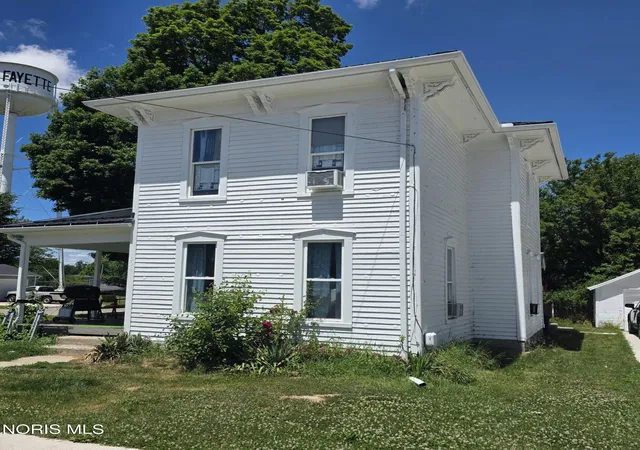 Homes for sale in Fayette, OH | 301 E Spring St, Fayette, OH 43521 | MLS# 10009424
