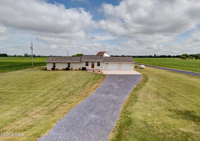 Homes for sale in Bryan, OH | 16319 Scott Rd, Bryan, OH 43506 | MLS# 10009426