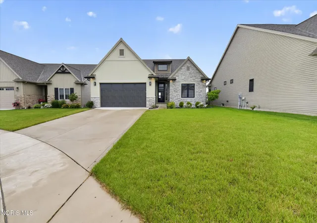 2nd image of 9222 Grande Ct, Sylvania, OH 43560 | MLS# 10009448
