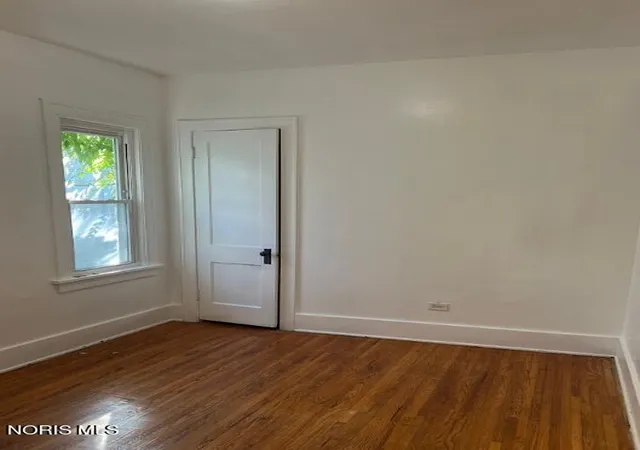 Photo 3 of Single family home for sale at 1757 Brussels St, Toledo, OH 43613 | MLS# 10009449 | Listing updated on 2026-10-06