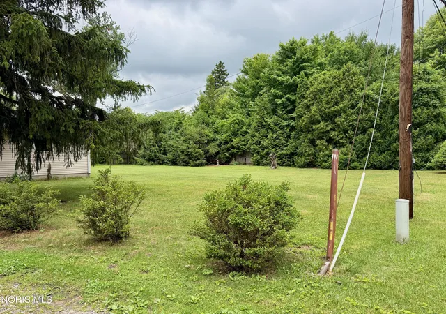 Homes for sale in Holland, OH | 2035 N Crissey Rd, Holland, OH 43528 | MLS# 10009742