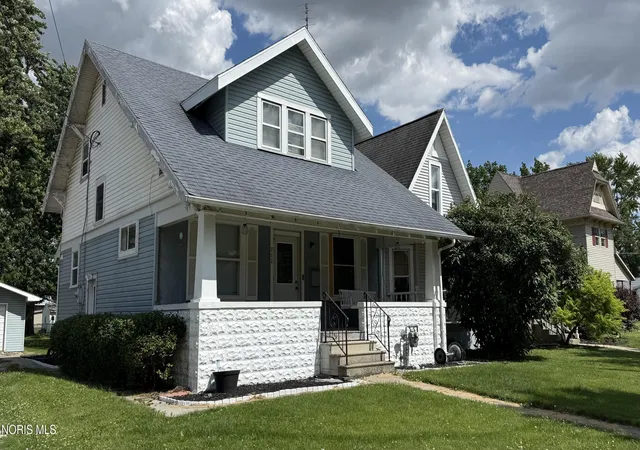 1st image of 712 N Washington St, Van Wert, OH 45891 | MLS# 10009473