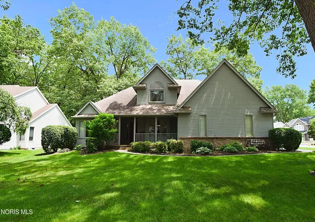 2nd image of 8214 Hidden Forest Dr, Holland, OH 43528 | MLS# 10009620