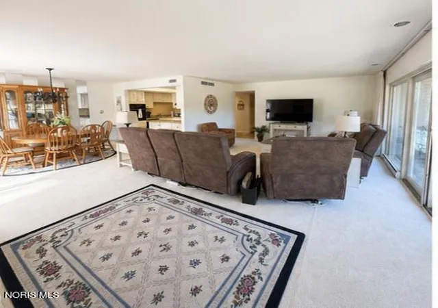 Photo 4 of Condo for sale at 1755 Shawnee Rd #211, Lima, OH 45805 | MLS# 10010570 | Listing updated on 2026-07-20
