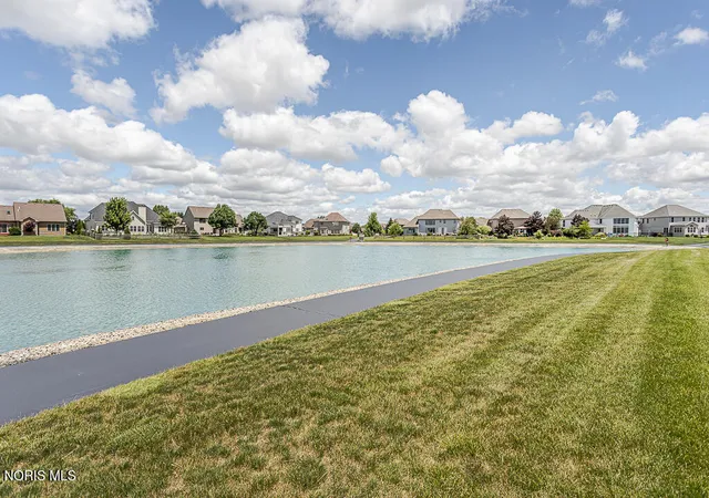 image of 14740 Lake Meadows Dr, Perrysburg, OH 43551 | MLS# 10009869