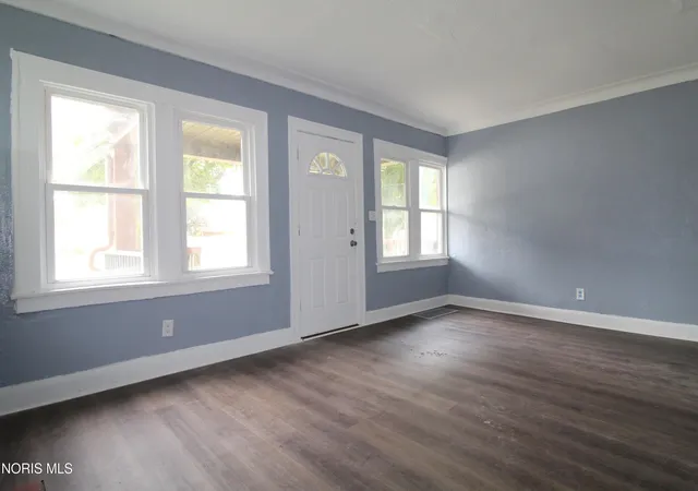 Photo 4 of House for sale at 1959 Berdan Ave, Toledo, OH 43613 | MLS# 10009503 | Listing updated on 2026-08-20