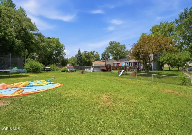 Homes for sale in Toledo, OH | 4766 Ventura Dr, Toledo, OH 43615 | MLS# 10009843