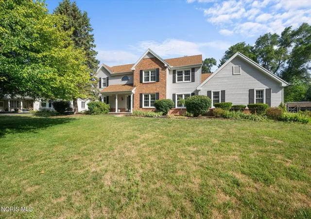 1st image of 5024 Hunters Green Dr, Toledo, OH 43623 | MLS# 10010004