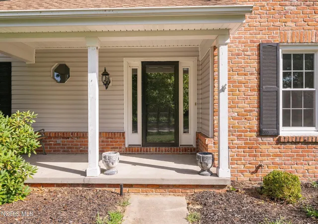 5th image of 5024 Hunters Green Dr, Toledo, OH 43623 | MLS# 10010004