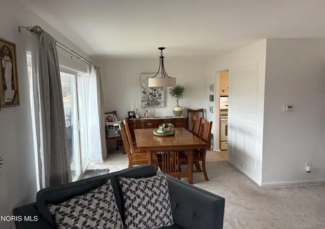 Homes for sale in Sylvania, OH | 5679 Monroe St #702, Sylvania, OH 43560 | MLS# 10009622