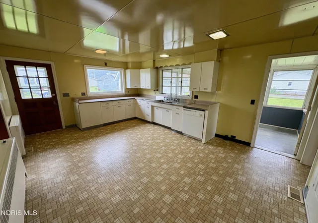 Photo 5 of Single family home for sale at 5810 W Tiffin St, Bascom, OH 44809 | MLS# 10009535 | Listing updated on 2026-06-23