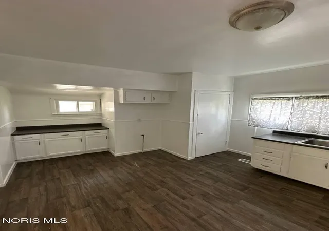 4th image of 2125 Valentine St, Toledo, OH 43605 | MLS# 10009596