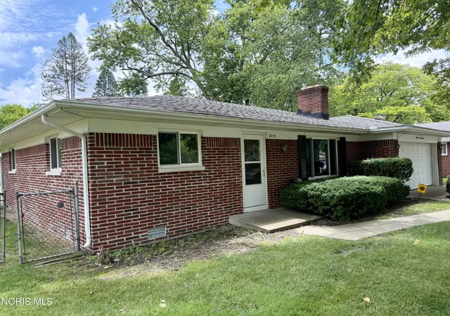 2nd image of 2235 Belvedere Dr, Toledo, OH 43614 | MLS# 10009567