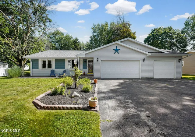 Homes for sale in Findlay, OH | 7867 Driftwood Dr, Findlay, OH 45840 | MLS# 10009893