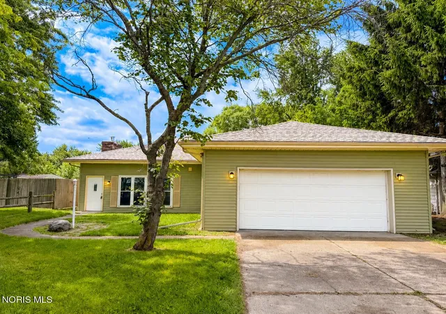 1st image of 5840 Cedar Point Rd, Oregon, OH 43616 | MLS# 10009685