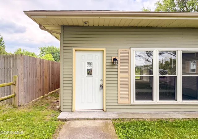 5th image of 5840 Cedar Point Rd, Oregon, OH 43616 | MLS# 10009685