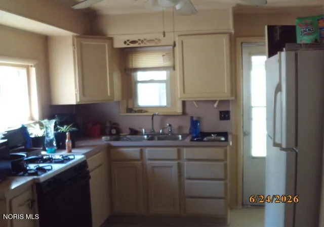 3rd image of 2045 Fairfax Rd, Toledo, OH 43613 | MLS# 10009569