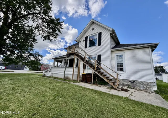 Homes for sale in Edon, OH | 202 N Michigan St, Edon, OH 43518 | MLS# 10009570