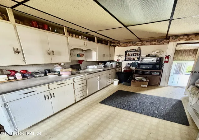 Homes for sale in Edon, OH | 202 N Michigan St, Edon, OH 43518 | MLS# 10009570