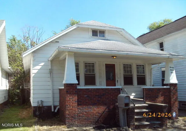 1st image of 2034 Fairfax Rd, Toledo, OH 43613 | MLS# 10009572