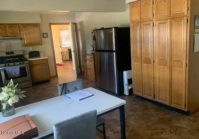 Photo 4 of Sale Pending at 1803 Winston Blvd, Toledo, OH 43614 | MLS# 10009576 | Listing updated on 2026-09-04