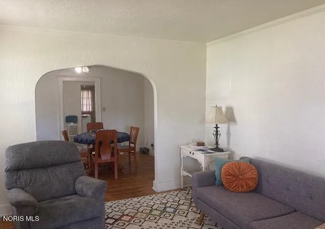 Photo 4 of Single family home for sale at 2226 Mellwood Ave, Toledo, OH 43613 | MLS# 10009631 | Listing updated on 2026-09-03
