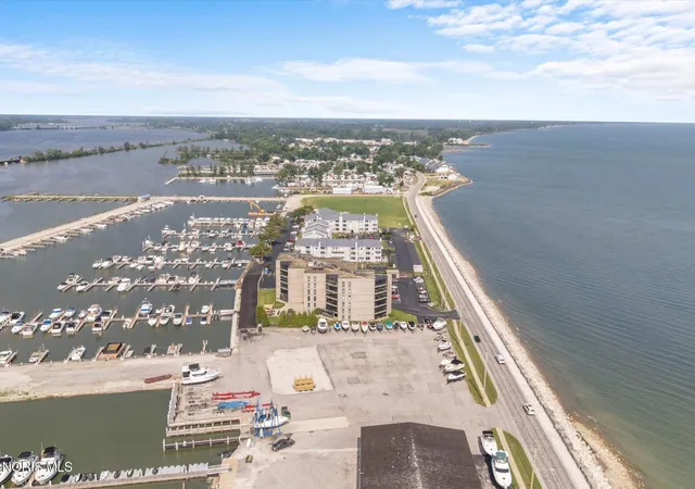 29th image of 711 W Lakeshore Dr #203, Port Clinton, OH 43452 | MLS# 10009589