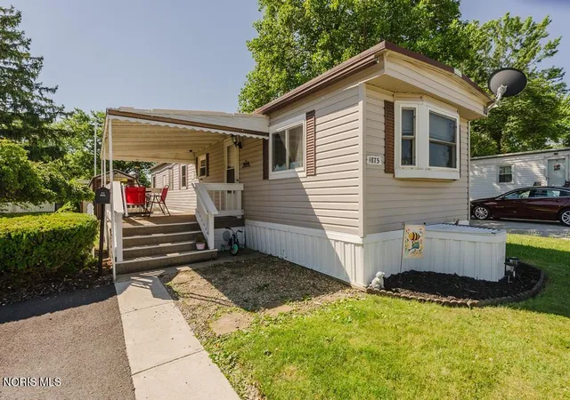 Photo 1 of Manufactured home for sale at 1875 Huntington Dr #L-220, Findlay, OH 45840 | MLS# 10009634 | Listing updated on 2026-07-20