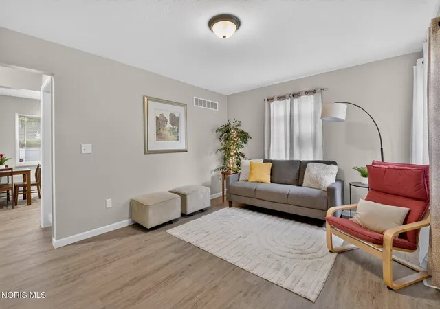 Photo 3 of Single family home for sale at 345 Kopernik Ave, Toledo, OH 43607 | MLS# 10009607 | Listing updated on 2026-08-18