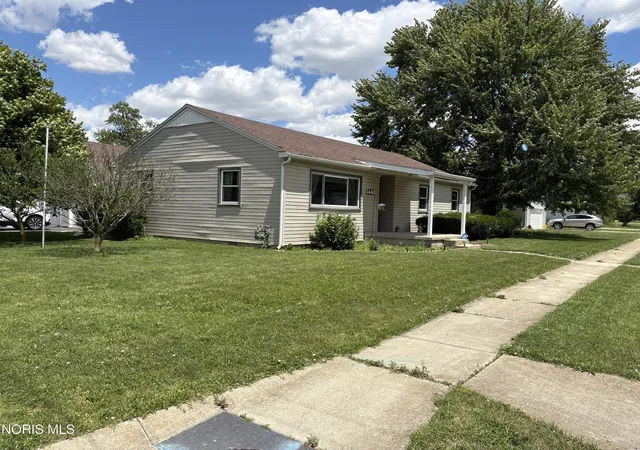 Homes for sale in Findlay, OH | 1448 Logan Ave, Findlay, OH 45840 | MLS# 10009610