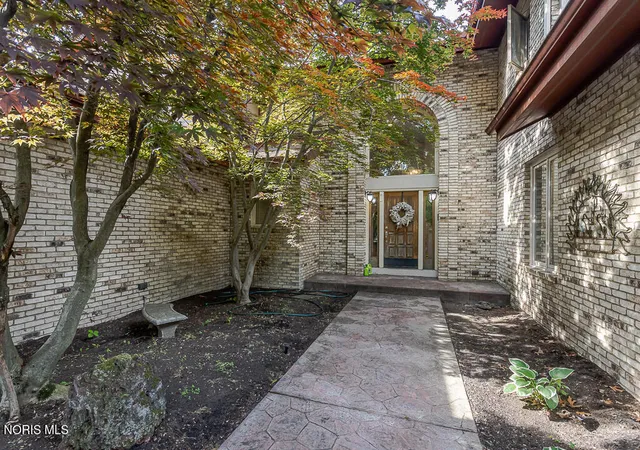 3rd image of 4722 High Oaks Blvd, Toledo, OH 43623 | MLS# 10009638