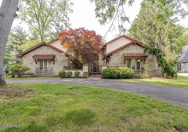 1st image of 4722 High Oaks Blvd, Toledo, OH 43623 | MLS# 10009638