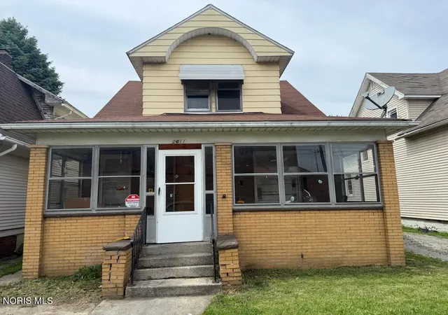Photo 1 of Single family home for sale at 2611 Chase St, Toledo, OH 43611 | MLS# 10009635 | Listing updated on 2026-09-09