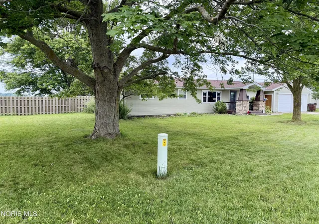 Homes for sale in Defiance, OH | 27488 Ayersville Pleasant Bend Rd, Defiance, OH 43512 | MLS# 10009665