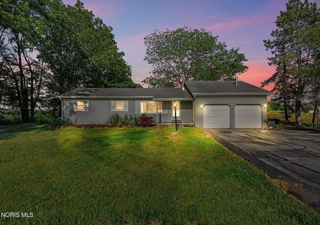 Homes for sale in Defiance, OH | 14516 Dohoney Rd, Defiance, OH 43512 | MLS# 10010029