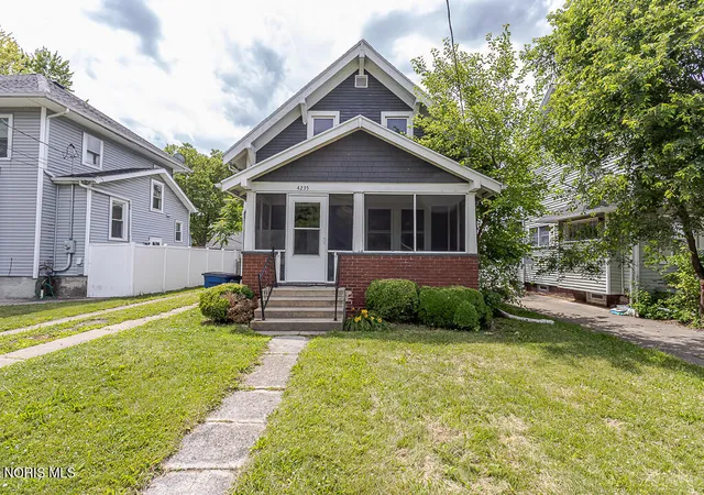 Photo 1 of Single family home for sale at 4235 Belmar Ave, Toledo, OH 43612 | MLS# 10009727 | Listing updated on 2026-07-13