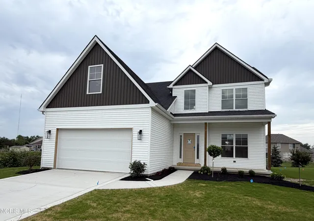 1st image of 5045 Magnolia Dr, Oregon, OH 43616 | MLS# 10009693