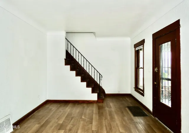 Photo 2 of Single family home for sale at 2803 Chase St, Toledo, OH 43611 | MLS# 10009709 | Listing updated on 2026-09-04