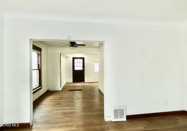 Photo 3 of Single family home for sale at 2803 Chase St, Toledo, OH 43611 | MLS# 10009709 | Listing updated on 2026-09-04