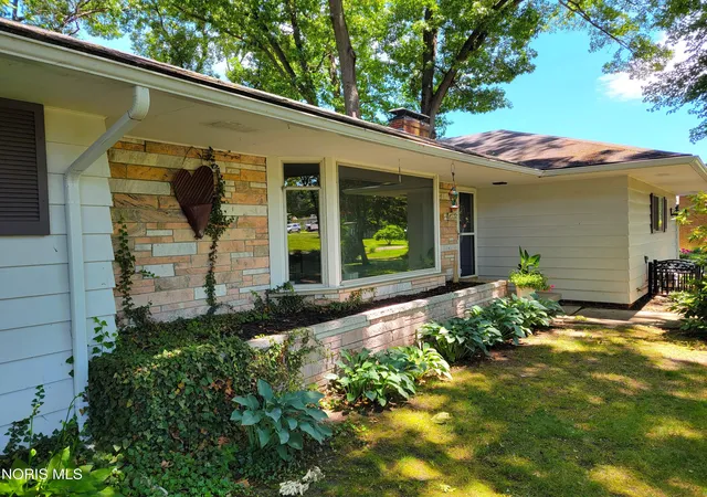 2nd image of 4850 N Arvilla Dr, Toledo, OH 43623 | MLS# 10009817