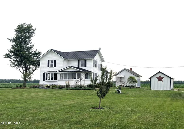 Homes for sale in Oak Harbor, OH | 9859 W Hetrick Rd, Oak Harbor, OH 43449 | MLS# 10009729