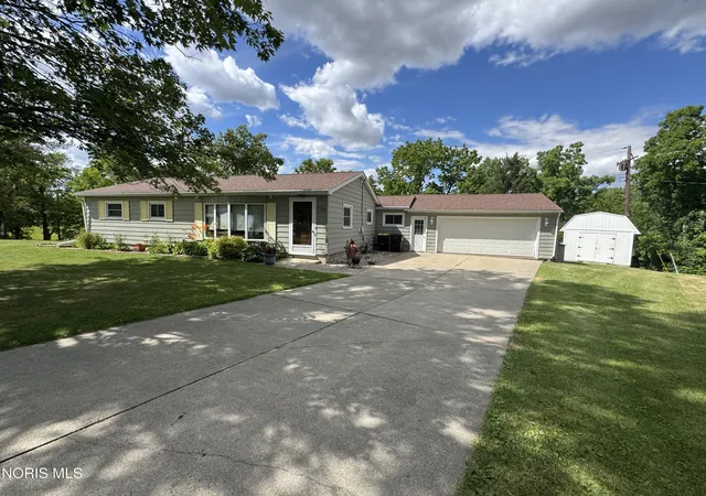 Homes for sale in Defiance, OH | 1709 Corriedale Ct, Defiance, OH 43512 | MLS# 10009769