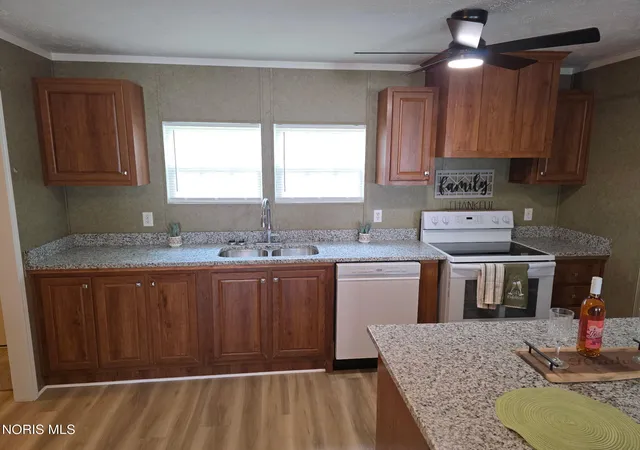 Homes for sale in Upper Sandusky, OH | 105 Old Lincoln Hwy, Upper Sandusky, OH 43351 | MLS# 10009760