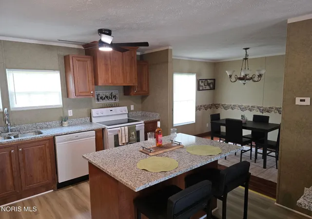 4th image of 105 Old Lincoln Hwy, Upper Sandusky, OH 43351 | MLS# 10009760
