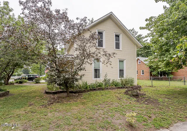 Homes for sale in Swanton, OH | 215 N Main St, Swanton, OH 43558 | MLS# 10009736