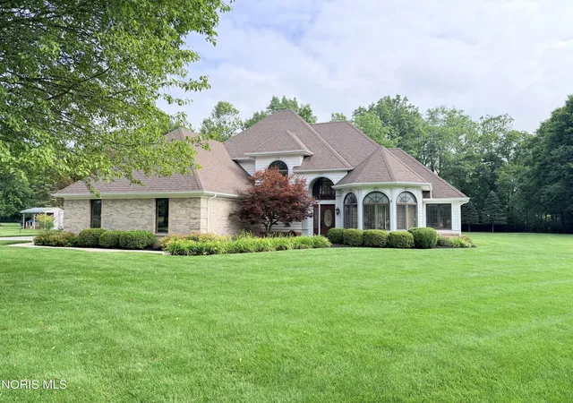Homes for sale in Hicksville, OH | 1207 Hidden Brook Dr, Hicksville, OH 43526 | MLS# 10009741