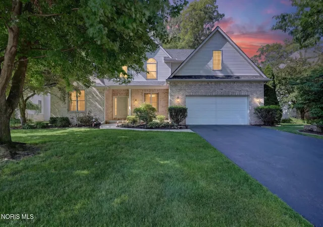 Photo 2 of Sale Pending at 8855 Walnut Trl, Sylvania, OH 43560 | MLS# 10009767 | Listing updated on 2026-09-04