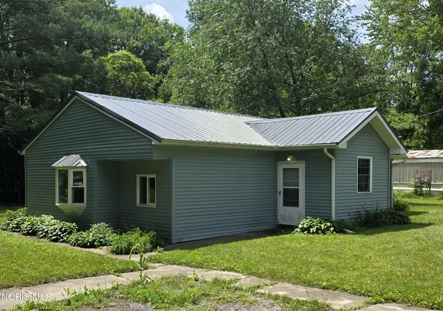 Photo 1 of Single family home for sale at 26941 Wallace Ln, Fayette, OH 43521 | MLS# 10009766 | Listing updated on 2026-08-02